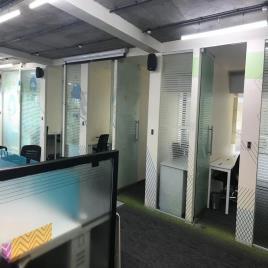 Clear Toughened Glass Office Partition