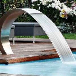 Commercial Flat Pool Side Water Fountain