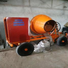 Concrete Mixer With Diesel Engine, Capacity: 10/7cft (one Bag)