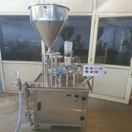 Curd Filling Machine