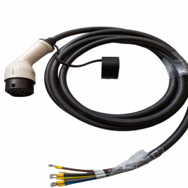 EV Charger Gun 3 Phase With 5 Meter Cable, Up To 22KW, Open Parking Lots, Passenger Wheeler