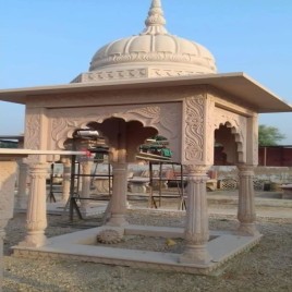 Finished Pink Sandstone Chatri, Thickness: 9 inch, Size: 6 x 6 inches