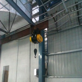 Ganesh Engineering With Trolley Portable Electric Hoist, For Construction, Load Capacity: Upto 3 Ton