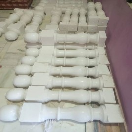 Glossy White Marble Pillar