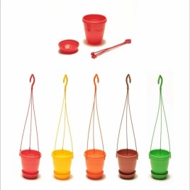 Green Round Plastic Hanging Flower Pot with plate, For Balcony, Size: 8inc