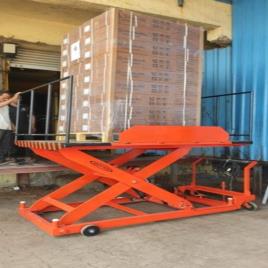 Gruyi Industrial Hydraulic Lifting Material Loading Unloading Scissor Lift, Running Mode: Moving, Capacity: 1-2 ton