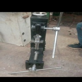 Hand Operated Injection Molding Machine 40g