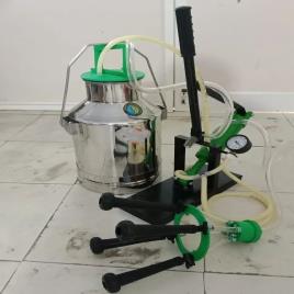 Hand operated milking machine INC DELIVERY