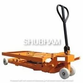 Hand Operated SEE-10 Insulator Lifting Pallet Truck, for Material Handling