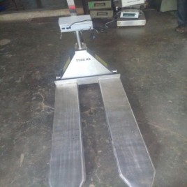 Hand Operated Stainless Steel Manual Pallet Transporter, For Industrial