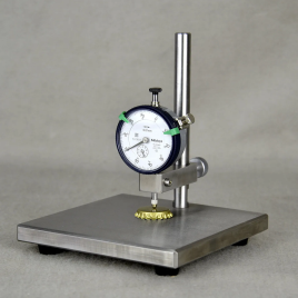 Height And Thickness Gauge Of Crown Cap, Size: 100 (l) X 100 (w) X 160 (h) mm