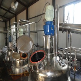 Helichrysum Gymnocephalum Flower & Buds Oils Distillation Plants, Capacity: 5 TPD