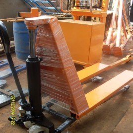 High Lift Hand Pallet Truck for Transporting Pallets