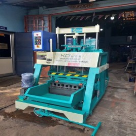 Hollow Dust Hydraulic Operated Concrete Block Making Machine, Automation Grade: Semi-Automatic