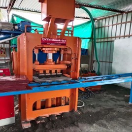 Hydraulic Brick Making Machine