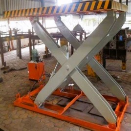 Hydraulic Goods Elevator