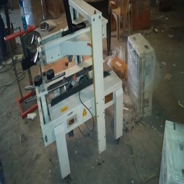 Imported Carton Taping Machines, Capacity: About 1,000 standard cases per hour