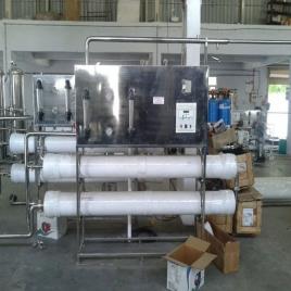 Industrial Reverse Osmosis Plant in Mozambique, RO Capacity: More than 1000 LPH, FRP