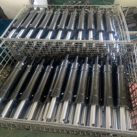 Iron Double Acting Hydraulic Cylinder, For Industrial, 700 Bar
