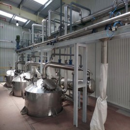 Juniper Berries Distillation Plants, Capacity: 5 TPD