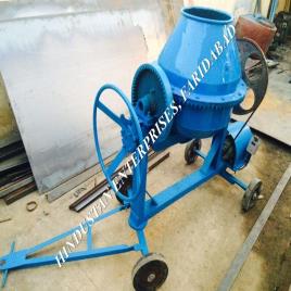 Kirloskar Semi-Automatic 2 Hp 1/2 Bag Half Concrete Mixture
