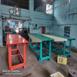 Kovai Manual Concrete Table Vibrator, For Designer Tiles Machine, Capacity: 2000 Per Day