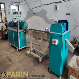 Laboratory Scale Extruder, Production Capacity: 50 kg/hr