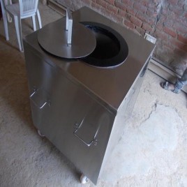 Lgp And Charcoal Stainless Steel Square Tandoor, For Hotel, Capacity: 20 Chapati