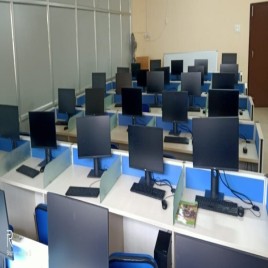 Linear Wooden Modular Computer Lab Workstation, For Corporate Office