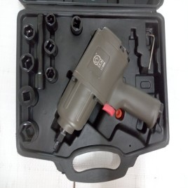 Lion Li 3600 Air Impact Wrench