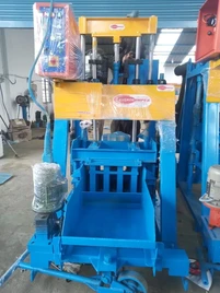 Concrete Block Making Machine