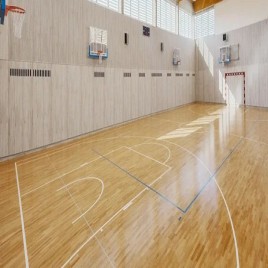 Maple Wood Sports Flooring, For indoor/outdoor, Surface Finish: Glossy