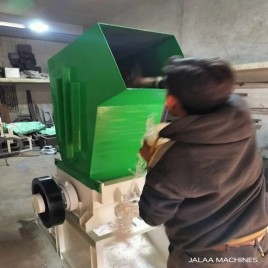 Mild Steel 22 Inch PET Bottle Crusher Machine, Capacity: 300 kg/hr