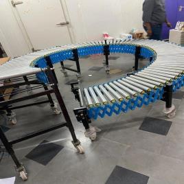 Mild Steel 50ft Flexible Roller Conveyor, 50MM