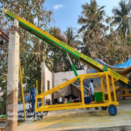 Mild Steel Belt Truck Loading Conveyor, Capacity: 100 kg