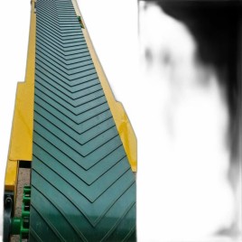 Mild Steel Belt Truck Loading Conveyor in Ponneri