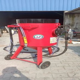 Mild Steel Glass Sand Blasting Machine, 500 Kg