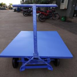 Mild Steel Platform Truck With Turn Table Model See 94, Capacity: 500 To 1000 Kgs
