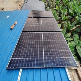 Monocrystalline Hulf Cut Solar Panel, 550 Watt