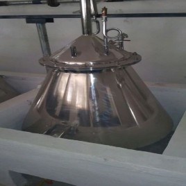 Myrrh distillation plant, Capacity: 10 L