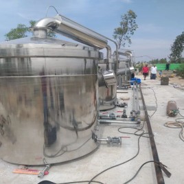 Nagarmotha Oil Distillation plant Manufacturers India, Capacity: 5 TPD