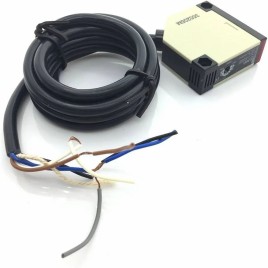 Omron  E3JK-R4M2,E3JK-RR11,E3JK-5DM1 & E3JK-5L,E3JK-RN11,E3JK-DP11  Photo  Electric Switch