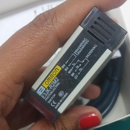 Omron E3jk Series, E3JK-R2M2