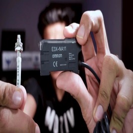 Omron E3X-NA11, E3X-NA41  Photoelectric Switch