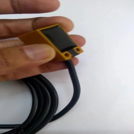 Omron TL-Q5MC1-Z, TL-Q5MC2, TL-Q5MB1,TL Q5MB2, Proximity Sensor, Inductive, Square