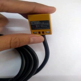 Omron TL-Q5MC1-Z, TL-Q5MC2, TL-Q5MB1,TL Q5MB2, Proximity Sensor, Inductive, Square
