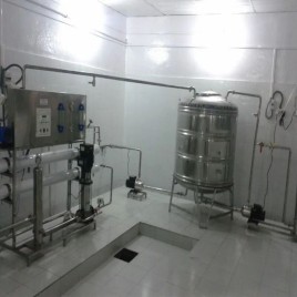 Pack Tech Ro Plant Industrial Water Filter Plant, Capacity: 1000 Lph