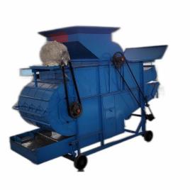 Painted Automatic Groundnut Decorticator Machine, Three Phase