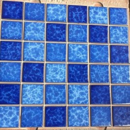 Paras Blue Porcelain Mosaic Tile with Pattern, For Swimming Pool Tiling, Thickness: 8 - 10 mm
