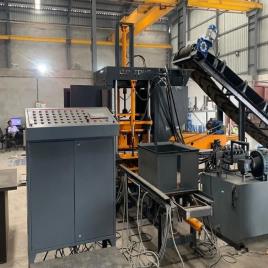 Paver Semi Automatic Interlocking Brick Making Machine, 2500 Per Hour